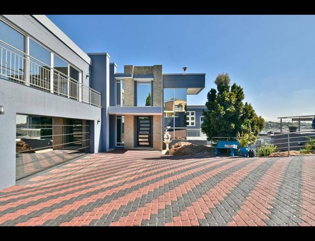 5 BEDROOM HOUSE FOR SALE IN BASSONIA